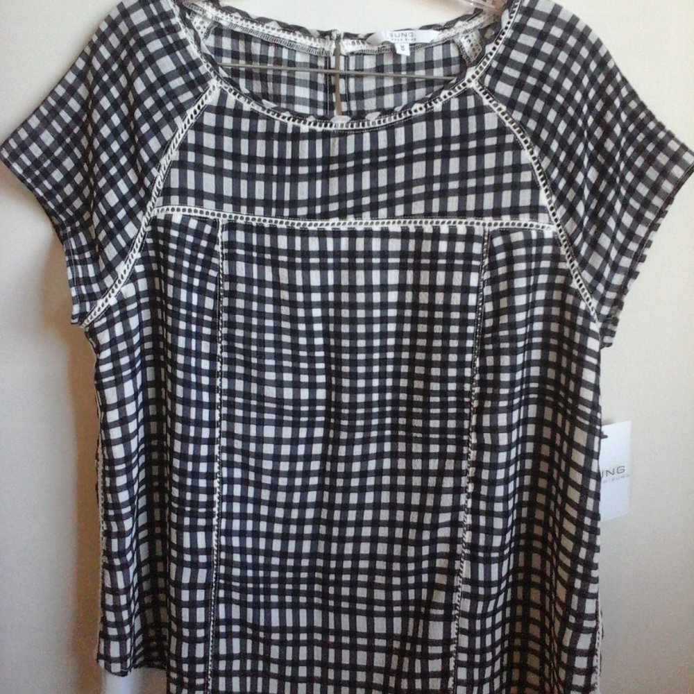 Alfred Sung Black & White Checkered Blouse With Underlay